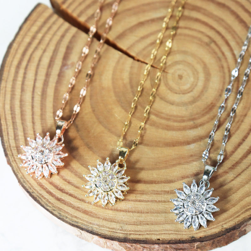 Chrysanthemum Necklace