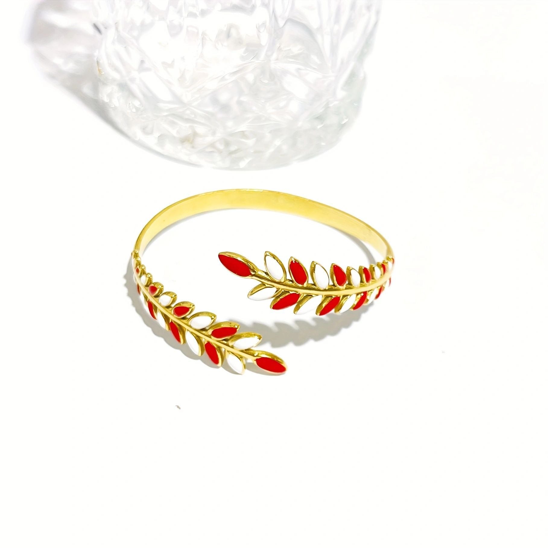 Scarlet Vine Ring